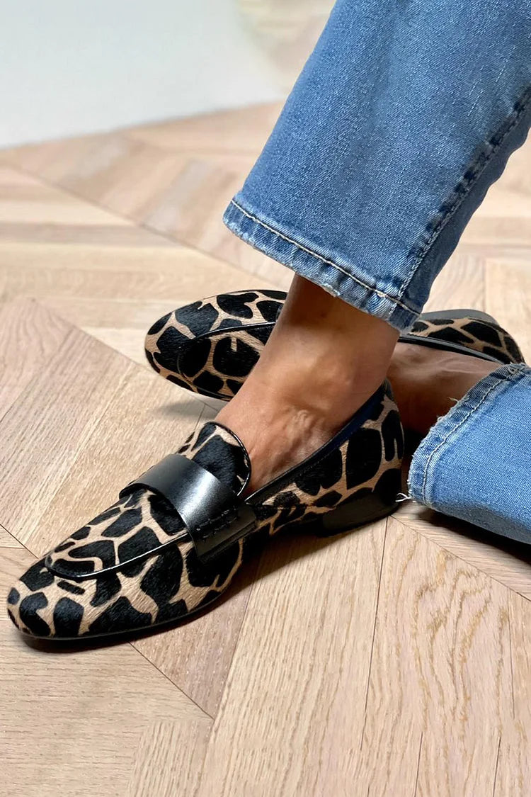 Black / 8 US | 39 EU