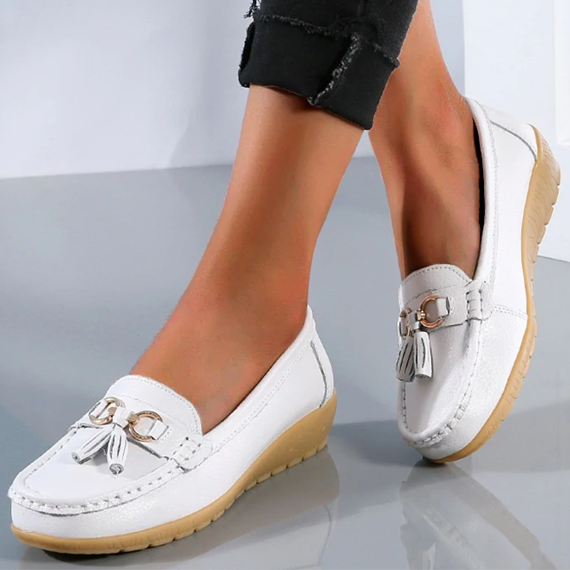 White (Almost sold out!) / 10