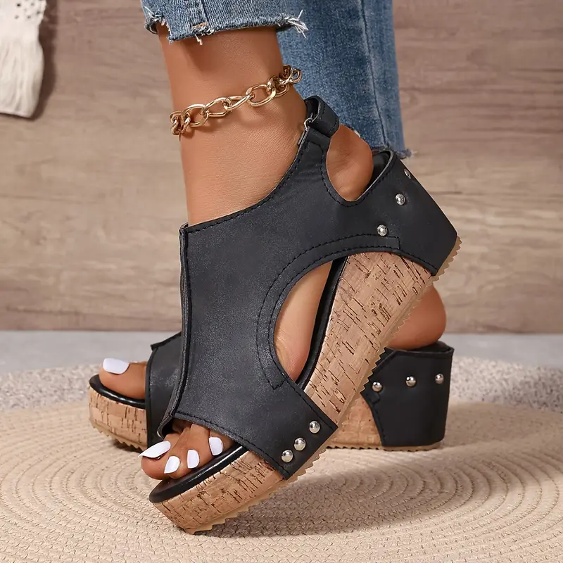 Black / 9