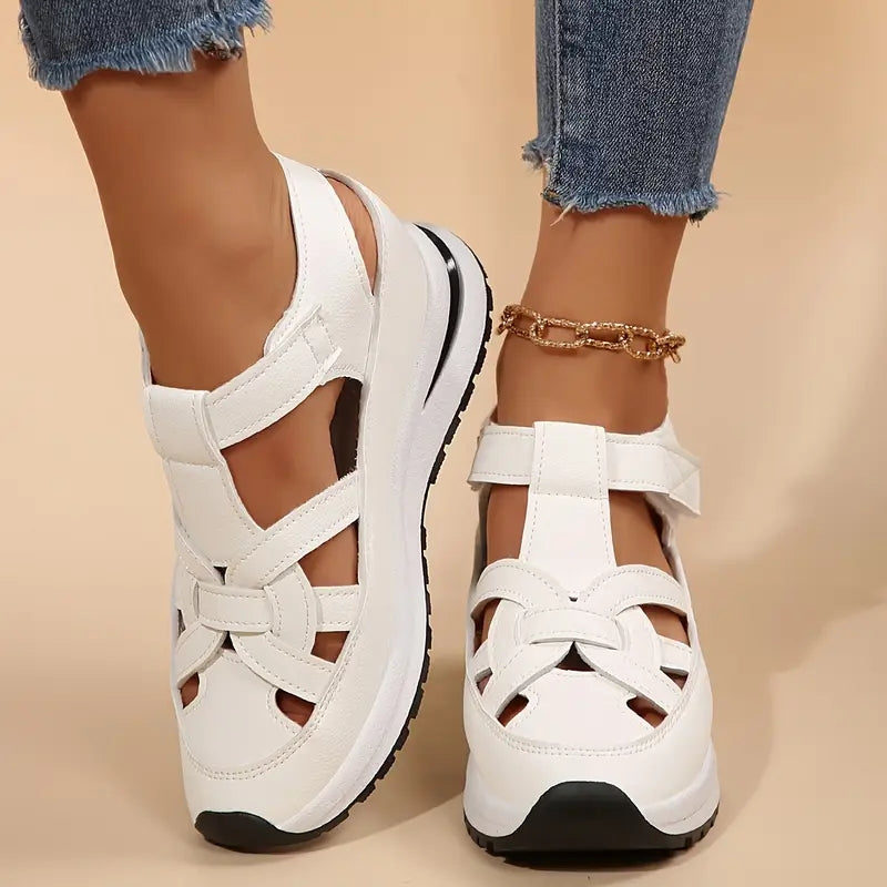 White / 9.5