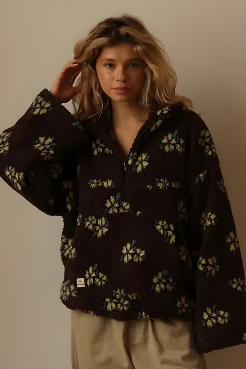 Nami™ | Comfy fleece trui met bloemenprint