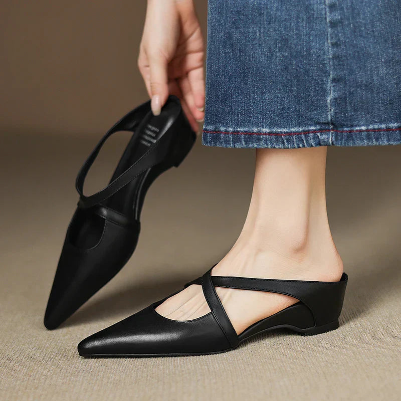 Black / 12 US | 43 EU