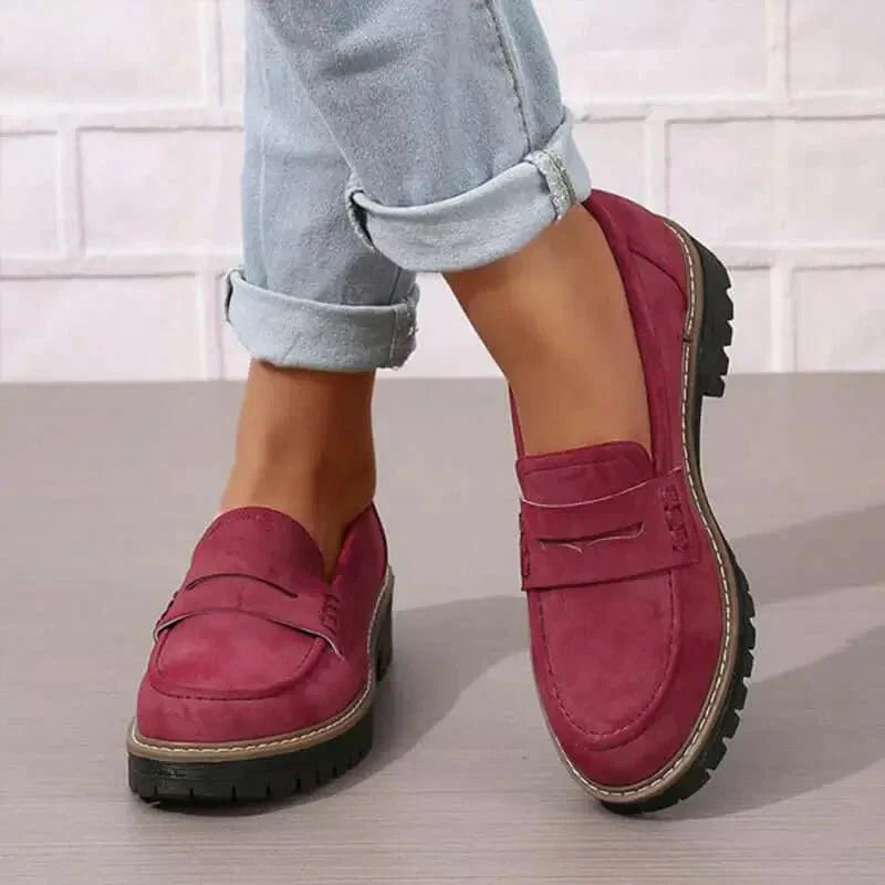 Red / 8.5