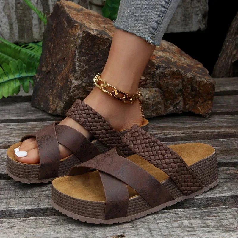 Brown (Almost sold out) / 9.5
